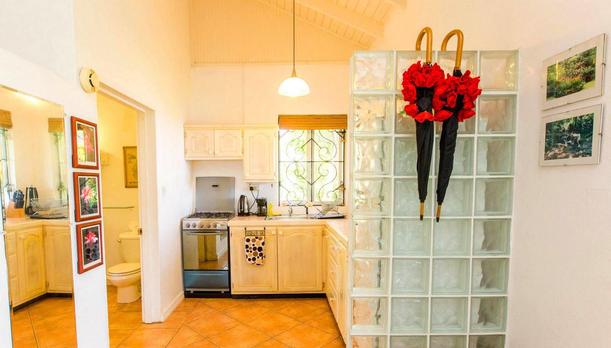 Bed and Breakfast Nature'S Paradise Маригот-Бэй Экстерьер фото