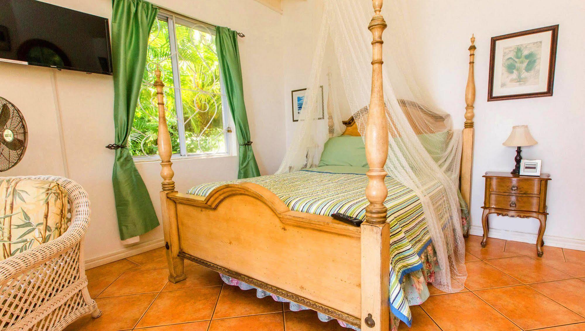 Bed and Breakfast Nature'S Paradise Маригот-Бэй Экстерьер фото
